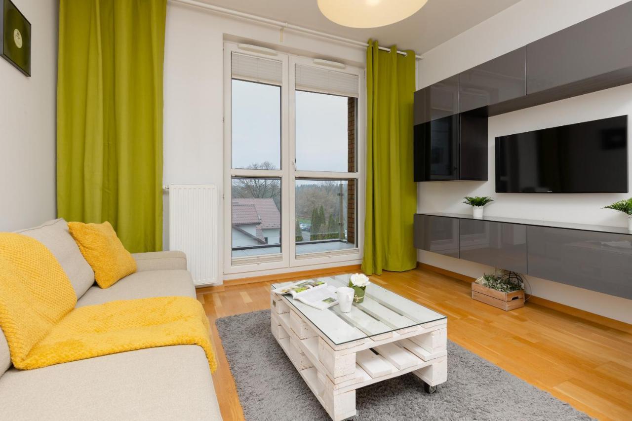 Bemowo Modern Dywizjonu 303 By Renters Butas Warsaw